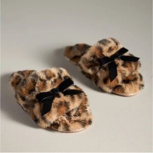 New Anthropologie Maeve leopard slippers